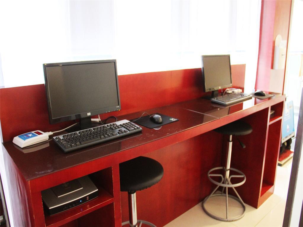 Hanting Express Shenyang Longemont Square Buitenkant foto